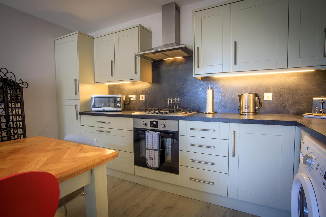 Cosy Cottage In Fishertown, Nairn - Free Parking & Pets Welcome エクステリア 写真